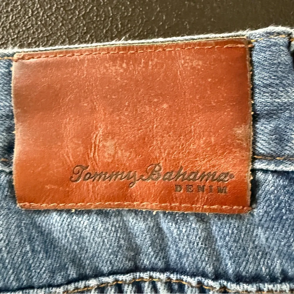 Tommy Bahama excellent preowned